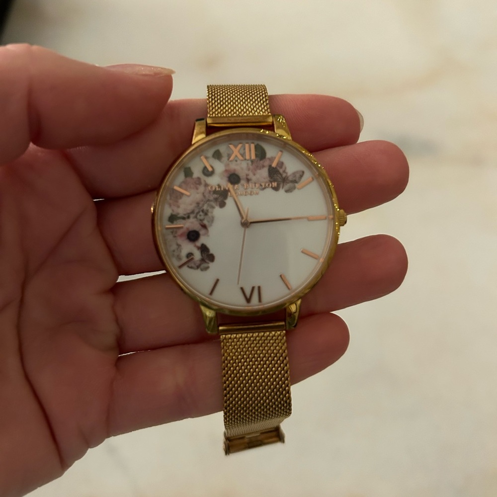 2 watches and 3 necklaces for $50 - Picture 11 of 11